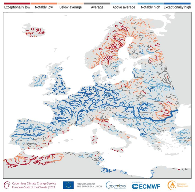 Anomalie der monatlichen Abflüsse europäischer Flüsse im Dezember 2023 (Skala: Rot=extrem niedrig - Blau=extrem hoch). Quelle: ESOTC.